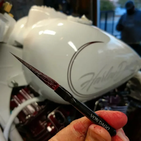 Pro-Series #0 Pinstriping Sword Brush